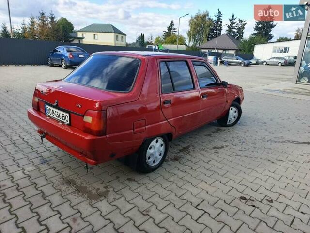 Красный ЗАЗ 1103 Славута, объемом двигателя 1.2 л и пробегом 140 тыс. км за 1200 $, фото 2 на Automoto.ua