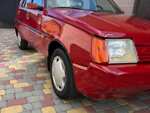 Красный ЗАЗ 1103 Славута, объемом двигателя 1.2 л и пробегом 31 тыс. км за 1500 $, фото 2 на Automoto.ua