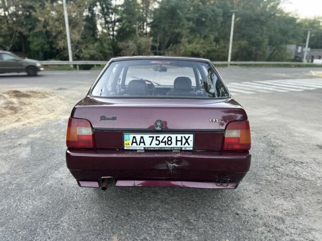 Красный ЗАЗ 1103 Славута, объемом двигателя 1.3 л и пробегом 150 тыс. км за 599 $, фото 1 на Automoto.ua