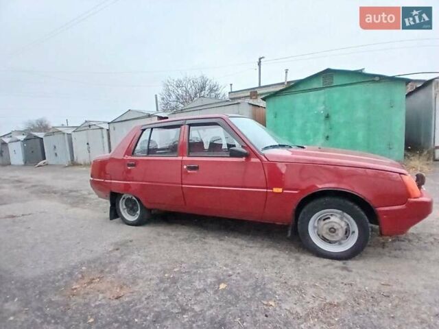 Красный ЗАЗ 1103 Славута, объемом двигателя 1.2 л и пробегом 65 тыс. км за 1800 $, фото 7 на Automoto.ua