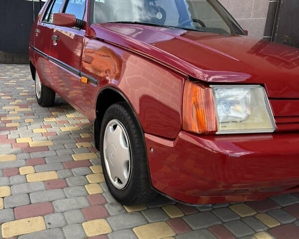 Красный ЗАЗ 1103 Славута, объемом двигателя 0 л и пробегом 31 тыс. км за 1500 $, фото 2 на Automoto.ua