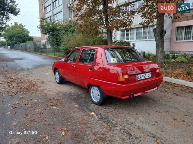 Красный ЗАЗ 1103 Славута, объемом двигателя 1.09 л и пробегом 47 тыс. км за 2100 $, фото 15 на Automoto.ua