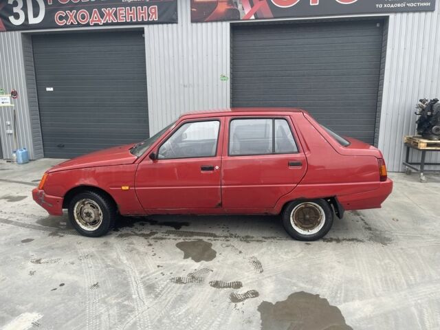 Червоний ЗАЗ 1103 Славута, об'ємом двигуна 1.2 л та пробігом 100 тис. км за 900 $, фото 6 на Automoto.ua