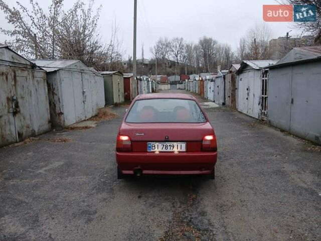 Красный ЗАЗ 1103 Славута, объемом двигателя 1.2 л и пробегом 65 тыс. км за 1800 $, фото 1 на Automoto.ua