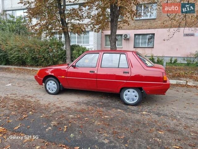 Красный ЗАЗ 1103 Славута, объемом двигателя 1.09 л и пробегом 47 тыс. км за 2100 $, фото 14 на Automoto.ua