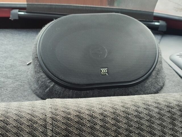 Красный ЗАЗ 1103 Славута, объемом двигателя 0 л и пробегом 61 тыс. км за 1664 $, фото 3 на Automoto.ua