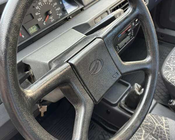 Красный ЗАЗ 1103 Славута, объемом двигателя 0 л и пробегом 31 тыс. км за 1500 $, фото 9 на Automoto.ua