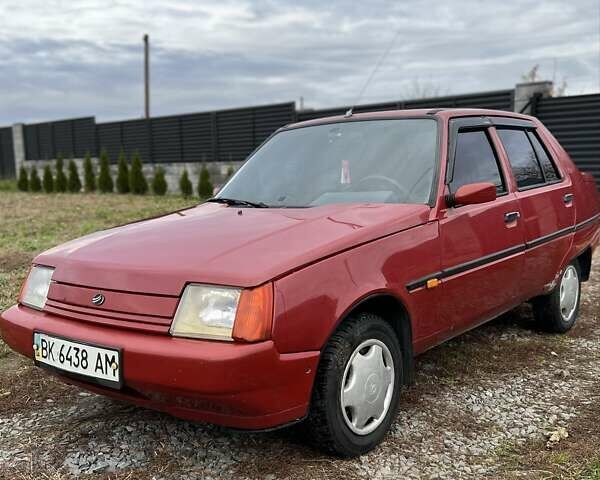 Красный ЗАЗ 1103 Славута, объемом двигателя 1.3 л и пробегом 120 тыс. км за 1300 $, фото 10 на Automoto.ua