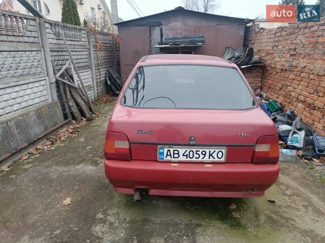 Красный ЗАЗ 1103 Славута, объемом двигателя 1.3 л и пробегом 130 тыс. км за 500 $, фото 2 на Automoto.ua