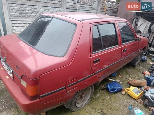 Красный ЗАЗ 1103 Славута, объемом двигателя 1.3 л и пробегом 130 тыс. км за 500 $, фото 1 на Automoto.ua