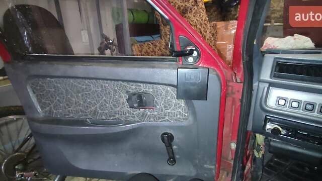 Червоний ЗАЗ 1103 Славута, об'ємом двигуна 1.2 л та пробігом 21 тис. км за 700 $, фото 5 на Automoto.ua