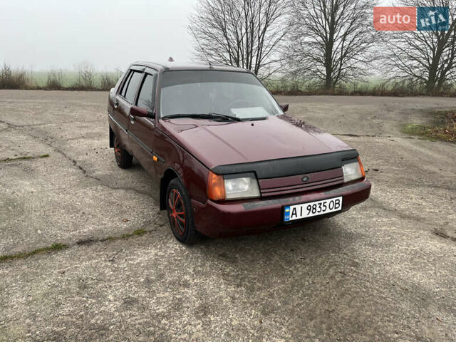 Красный ЗАЗ 1103 Славута, объемом двигателя 1.3 л и пробегом 294 тыс. км за 1300 $, фото 10 на Automoto.ua