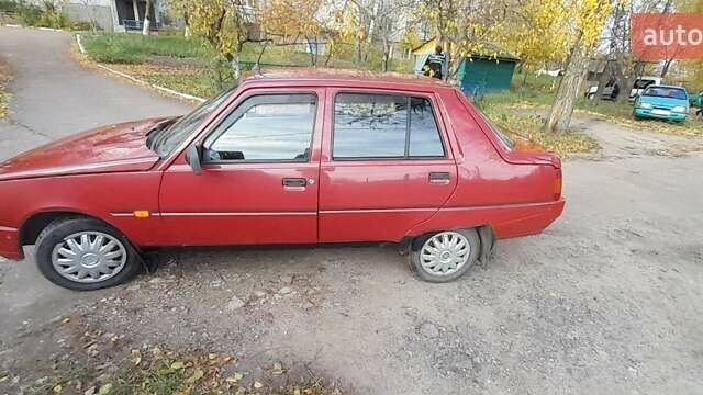 Червоний ЗАЗ 1103 Славута, об'ємом двигуна 1.2 л та пробігом 126 тис. км за 1200 $, фото 6 на Automoto.ua