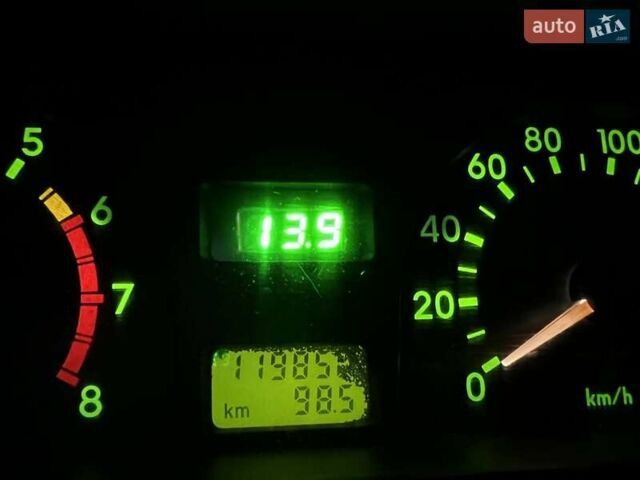 Красный ЗАЗ 1103 Славута, объемом двигателя 1.3 л и пробегом 120 тыс. км за 1300 $, фото 14 на Automoto.ua