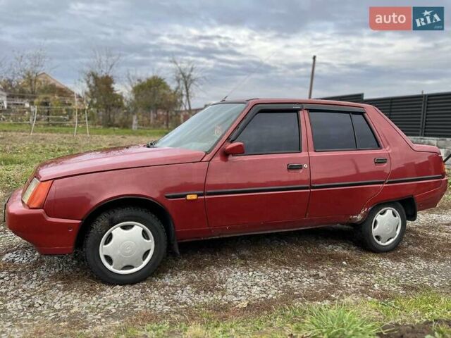 Красный ЗАЗ 1103 Славута, объемом двигателя 1.3 л и пробегом 120 тыс. км за 1300 $, фото 8 на Automoto.ua