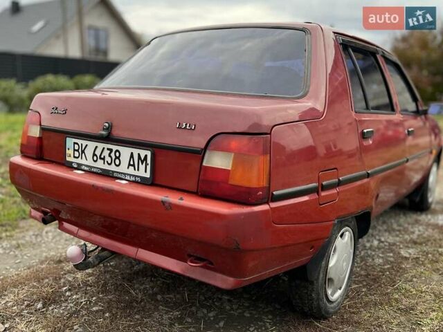 Красный ЗАЗ 1103 Славута, объемом двигателя 1.3 л и пробегом 120 тыс. км за 1300 $, фото 3 на Automoto.ua