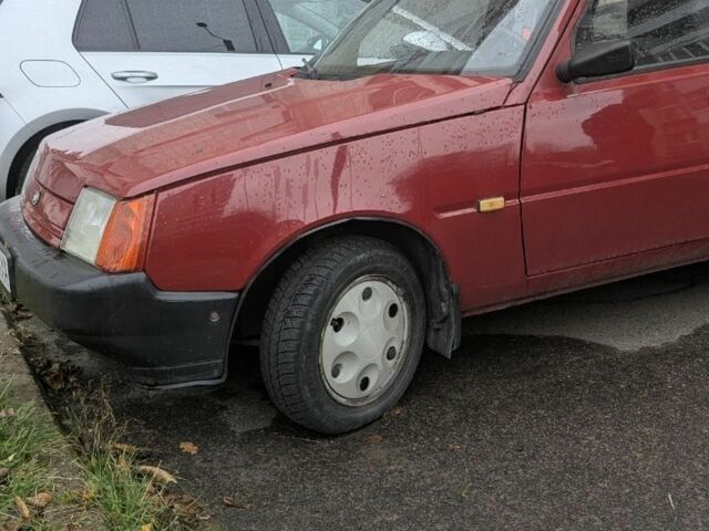 Красный ЗАЗ 1103 Славута, объемом двигателя 1.3 л и пробегом 27 тыс. км за 1700 $, фото 2 на Automoto.ua