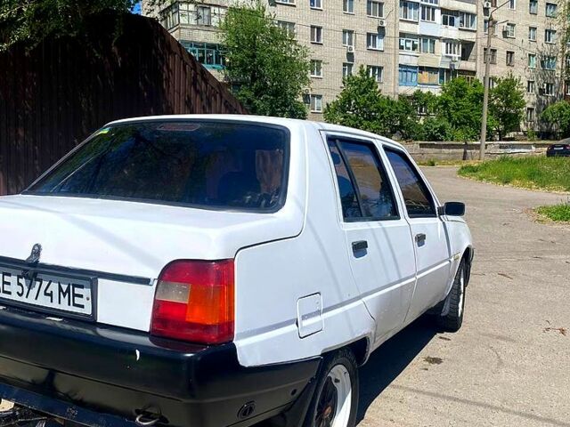 ЗАЗ 1103 Славута, объемом двигателя 1.3 л и пробегом 182 тыс. км за 900 $, фото 4 на Automoto.ua