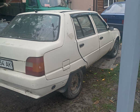 ЗАЗ 1103 Славута 2003 в Черкассах на Automoto.ua ЗАЗ 1103 Славута, объемом двигателя 1.2 л и пробегом 100 тыс. км за 379 $, фото 3 на Automoto.ua