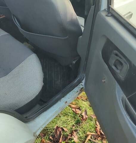 ЗАЗ 1103 Славута, объемом двигателя 1.2 л и пробегом 200 тыс. км за 1000 $, фото 2 на Automoto.ua