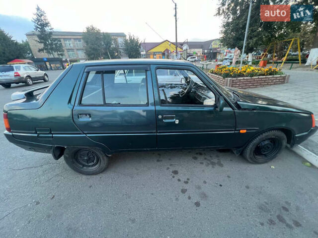 ЗАЗ 1103 Славута 2004 в Харькове на Automoto.ua ЗАЗ 1103 Славута, объемом двигателя 1.2 л и пробегом 250 тыс. км за 850 $, фото 1 на Automoto.ua