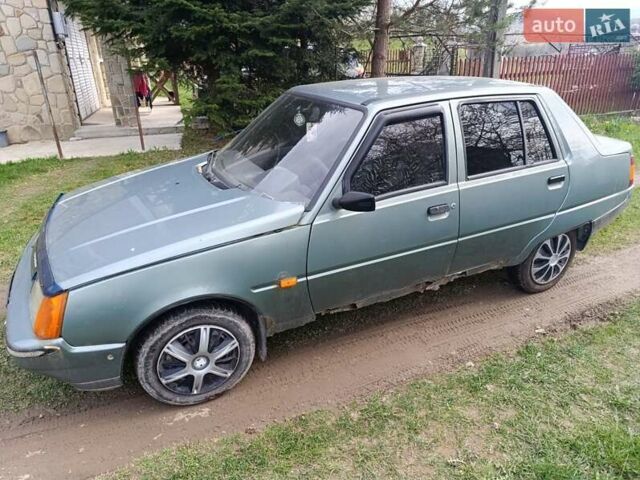 ЗАЗ 1103 Славута, объемом двигателя 1.6 л и пробегом 150 тыс. км за 700 $, фото 1 на Automoto.ua