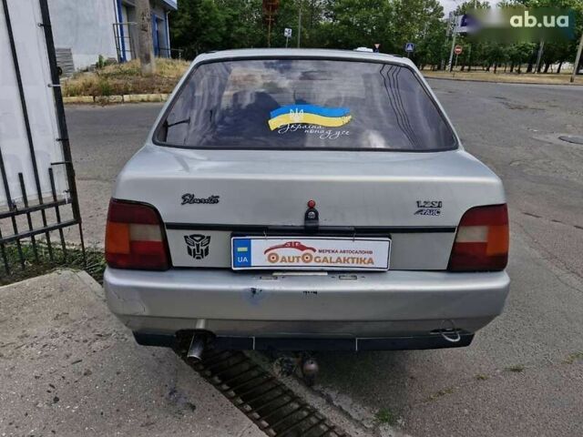 ЗАЗ 1103 Славута, объемом двигателя 0 л и пробегом 156 тыс. км за 999 $, фото 4 на Automoto.ua