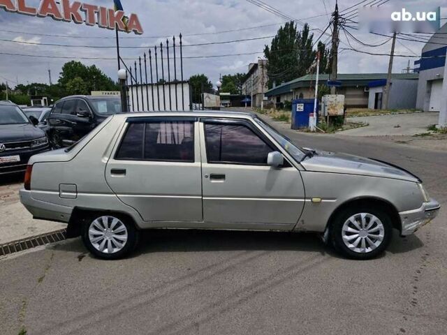 ЗАЗ 1103 Славута, объемом двигателя 0 л и пробегом 156 тыс. км за 999 $, фото 6 на Automoto.ua