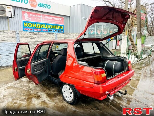 ЗАЗ 1103 Славута, объемом двигателя 1.3 л и пробегом 180 тыс. км за 950 $, фото 7 на Automoto.ua