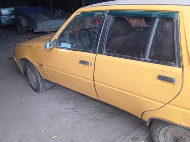 Жовтий ЗАЗ 1103 Славута, об'ємом двигуна 1.2 л та пробігом 3 тис. км за 549 $, фото 2 на Automoto.ua