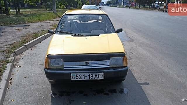 Желтый ЗАЗ 1103 Славута, объемом двигателя 0 л и пробегом 200 тыс. км за 717 $, фото 1 на Automoto.ua