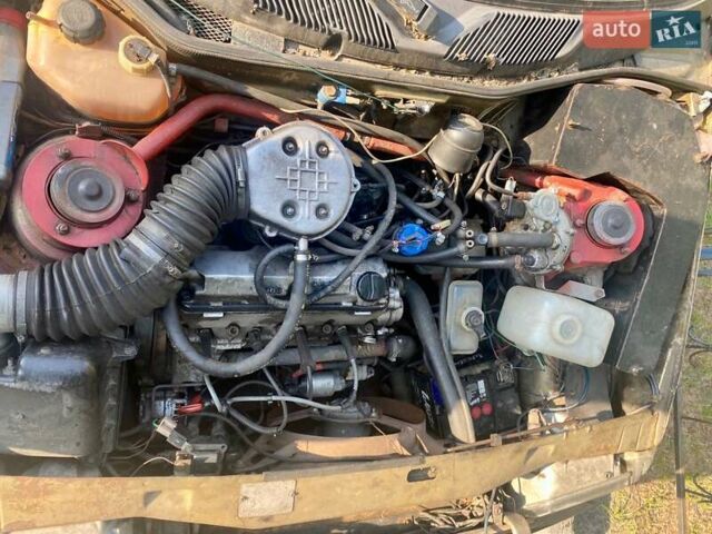 Жовтий ЗАЗ 1103 Славута, об'ємом двигуна 1.2 л та пробігом 330 тис. км за 551 $, фото 6 на Automoto.ua