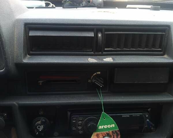 Желтый ЗАЗ 1103 Славута, объемом двигателя 1.2 л и пробегом 116 тыс. км за 900 $, фото 2 на Automoto.ua