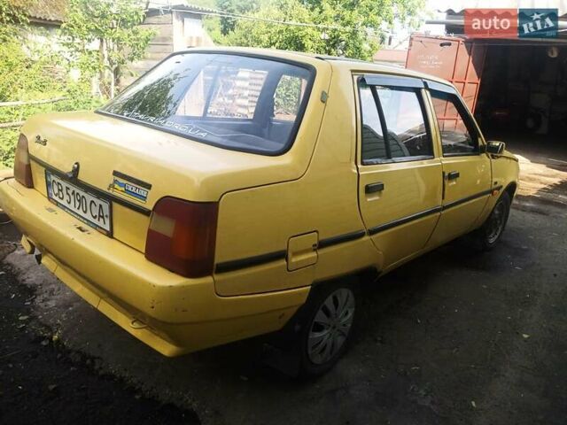 Желтый ЗАЗ 1103 Славута, объемом двигателя 1.2 л и пробегом 116 тыс. км за 900 $, фото 6 на Automoto.ua