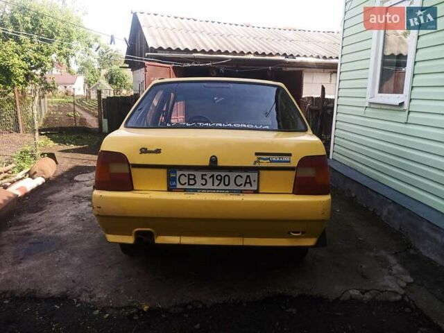 Желтый ЗАЗ 1103 Славута, объемом двигателя 1.2 л и пробегом 116 тыс. км за 900 $, фото 7 на Automoto.ua