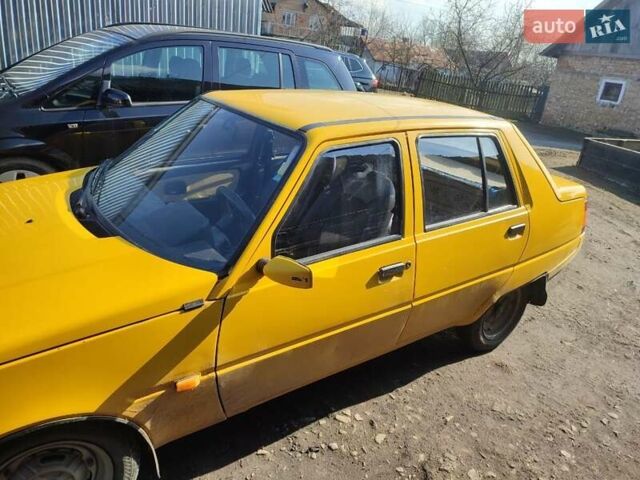 Желтый ЗАЗ 1103 Славута, объемом двигателя 1.2 л и пробегом 100 тыс. км за 600 $, фото 6 на Automoto.ua