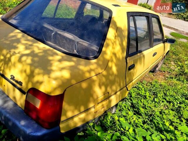Жовтий ЗАЗ 1103 Славута, об'ємом двигуна 1.2 л та пробігом 121 тис. км за 777 $, фото 2 на Automoto.ua