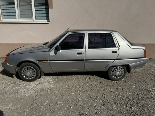 Сірий ЗАЗ 1103 Славута, об'ємом двигуна 1.2 л та пробігом 200 тис. км за 650 $, фото 1 на Automoto.ua