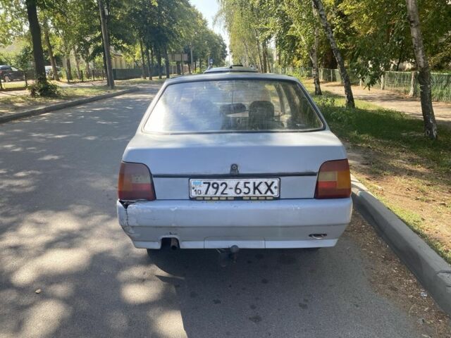 Серый ЗАЗ 1103 Славута, объемом двигателя 1.2 л и пробегом 200 тыс. км за 382 $, фото 3 на Automoto.ua