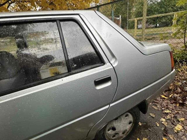 Сірий ЗАЗ 1103 Славута, об'ємом двигуна 1 л та пробігом 120 тис. км за 900 $, фото 3 на Automoto.ua