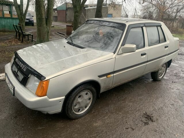 Серый ЗАЗ 1103 Славута, объемом двигателя 1.3 л и пробегом 15 тыс. км за 1230 $, фото 1 на Automoto.ua