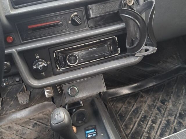 Сірий ЗАЗ 1103 Славута, об'ємом двигуна 1.2 л та пробігом 50 тис. км за 1065 $, фото 6 на Automoto.ua