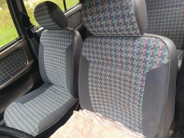 ЗАЗ 1103 Славута 2003 в Одессе на Automoto.ua Серый ЗАЗ 1103 Славута, объемом двигателя 1.2 л и пробегом 100 тыс. км за 900 $, фото 4 на Automoto.ua