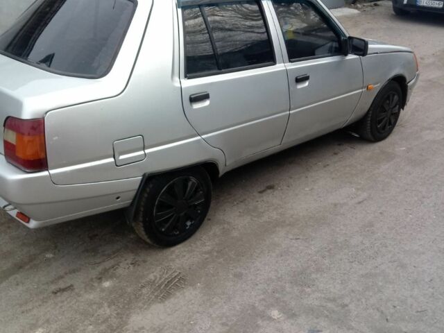 Серый ЗАЗ 1103 Славута, объемом двигателя 1.2 л и пробегом 240 тыс. км за 840 $, фото 3 на Automoto.ua