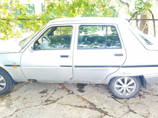 Серый ЗАЗ 1103 Славута, объемом двигателя 1.2 л и пробегом 94 тыс. км за 950 $, фото 2 на Automoto.ua