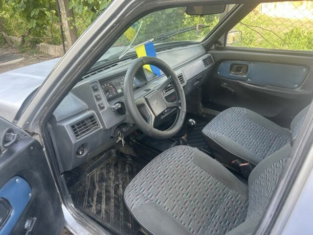 Серый ЗАЗ 1103 Славута, объемом двигателя 1.2 л и пробегом 150 тыс. км за 800 $, фото 3 на Automoto.ua