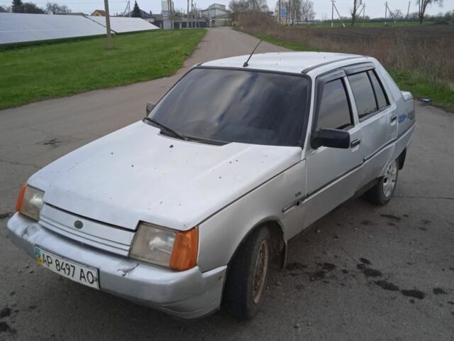 Серый ЗАЗ 1103 Славута, объемом двигателя 1.2 л и пробегом 160 тыс. км за 689 $, фото 2 на Automoto.ua