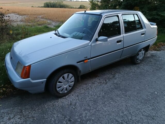 Сірий ЗАЗ 1103 Славута, об'ємом двигуна 1.3 л та пробігом 98 тис. км за 1000 $, фото 3 на Automoto.ua