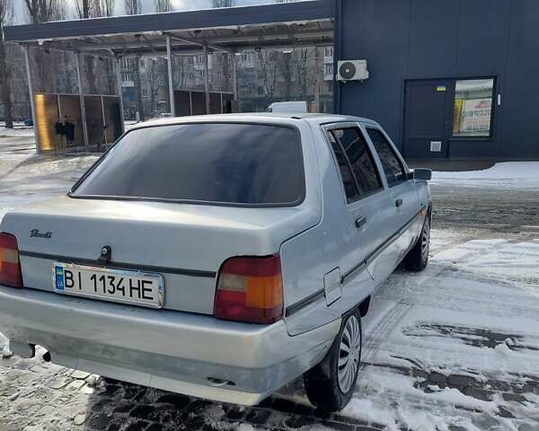 Серый ЗАЗ 1103 Славута, объемом двигателя 1.2 л и пробегом 79 тыс. км за 1800 $, фото 2 на Automoto.ua