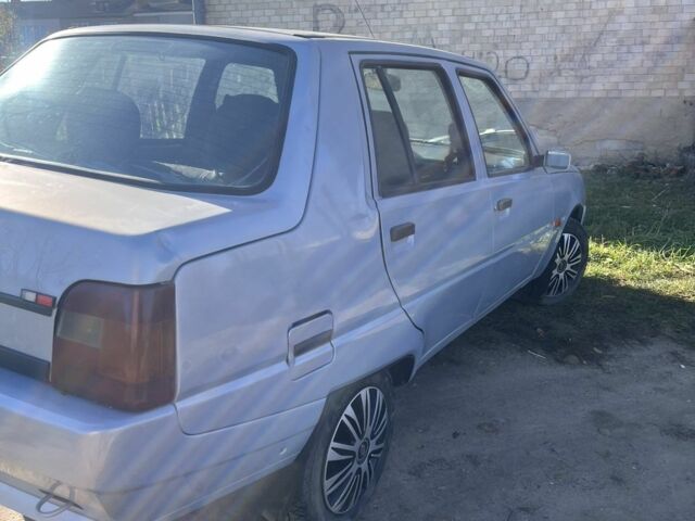 Сірий ЗАЗ 1103 Славута, об'ємом двигуна 1.2 л та пробігом 150 тис. км за 1100 $, фото 5 на Automoto.ua